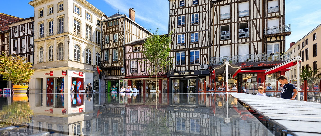 Place de la République Chalons en Champagne