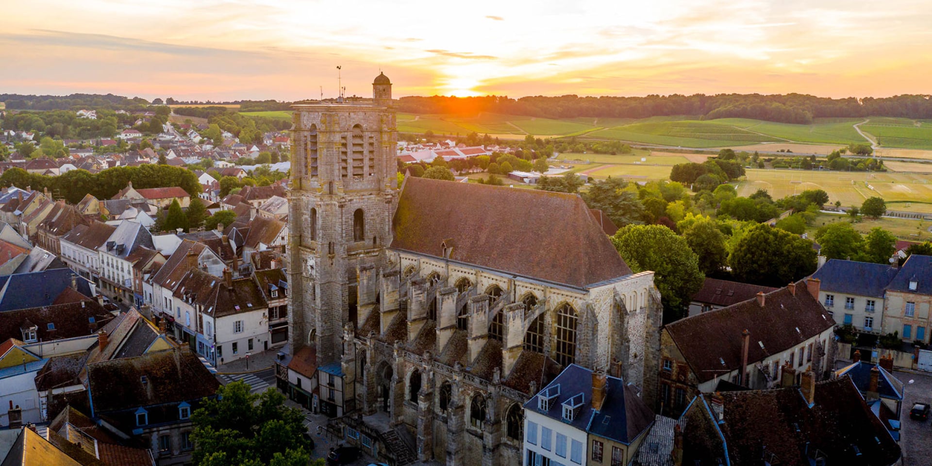 Vu Sézanne Église Saint Denis
